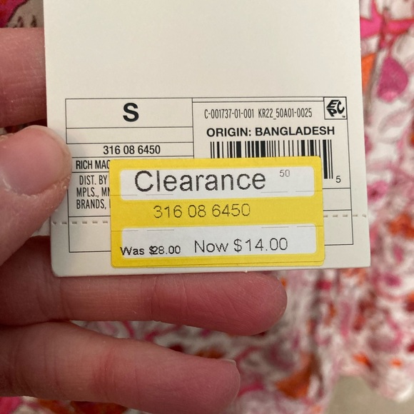 Bright, airy Knox Rose tie-neck peasant blouse. - Picture 6 of 12